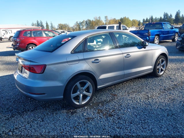 2015 AUDI A3 WAUACGFFXF1127760 Photo 3