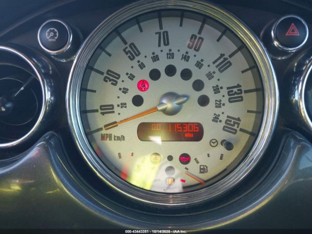 2005 MINI COOPER S WMWRH334X5TF82999 Photo 6