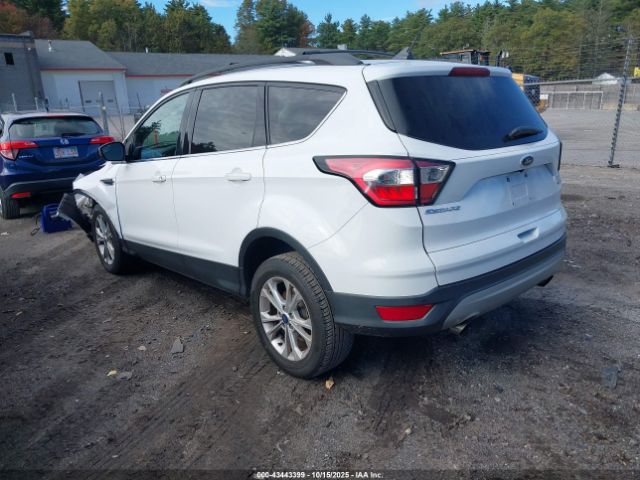 2018 FORD ESCAPE 1FMCU9GD1JUD08203 Photo 2