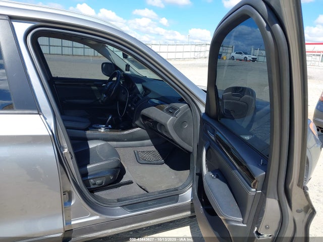 2011 BMW X3 5UXWX7C53BL730314 Photo 4