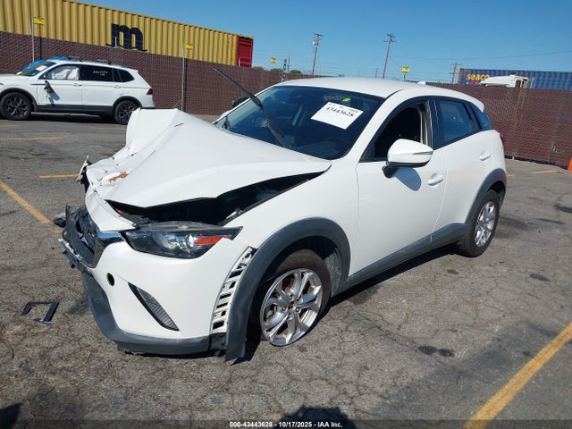 Mazda Cx-3 Sport 2019 JM1DKDB77K1419246 Image 2
