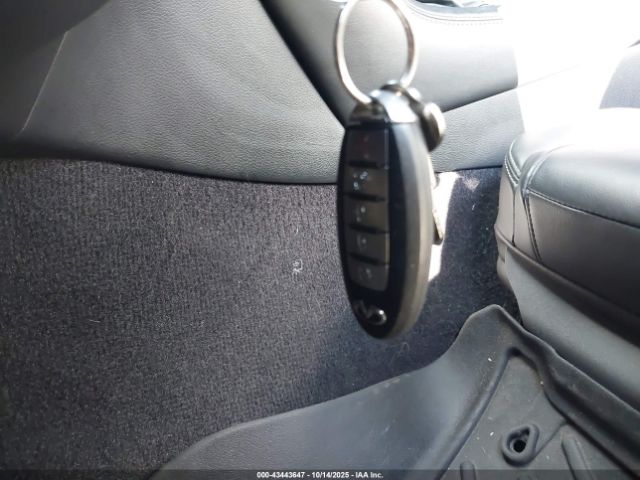 2018 INFINITI Q60 JN1EV7ELXJM390430 Photo 10