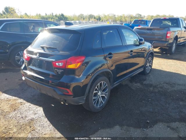 2018 MITSUBISHI OUTLANDER SPORT JA4AR3AW6JU001107 Photo 3
