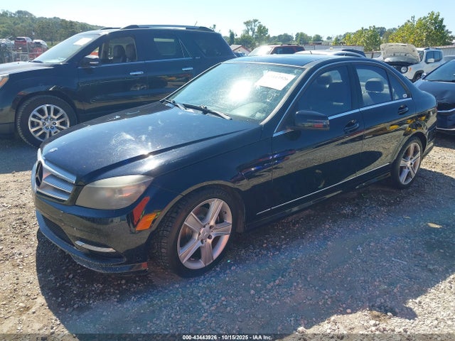 2011 Mercedes-benz C 300 Luxury 4matic/sport 4matic მანქანა იყიდება აუქციონზე, vin: WDDGF8BB6BR141556, აუქციონის ნომერი: 43443926