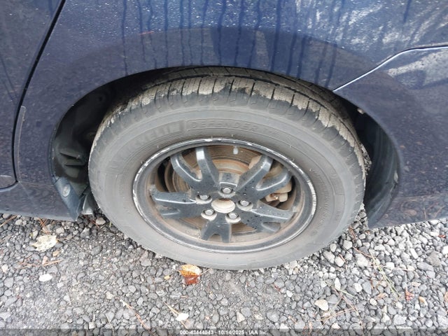 Продажа на аукционе авто 2013 Toyota Prius Two, vin: JTDKN3DU1D1629596, номер лота: 43444043