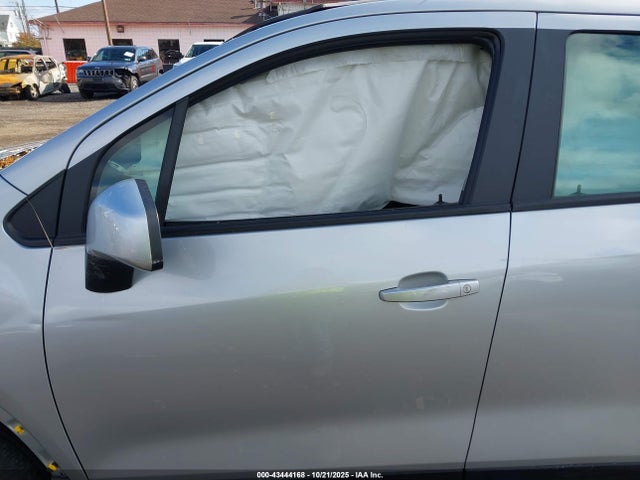 2021 CHEVROLET TRAX KL7CJNSB5MB341875 Photo 5