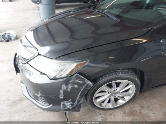 2016 ACURA ILX 19UDE2F3XGA022819 Photo 5