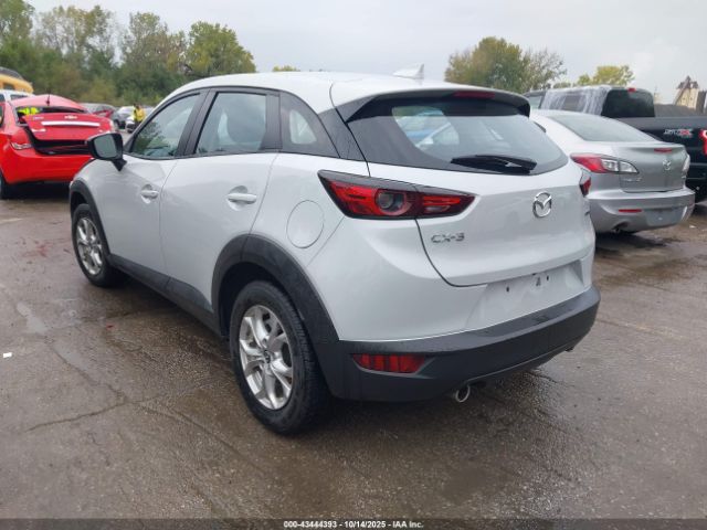 2021 MAZDA CX-3 JM1DKDB7XM1513768 Photo 2