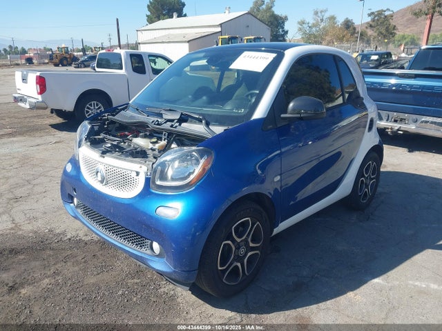 Smart Fortwo 2016 WMEFJ5DAXGK055451 Image 14