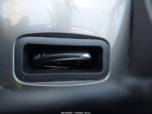 2019 CHEVROLET MALIBU 1G1ZD5ST6KF170758 Photo 10