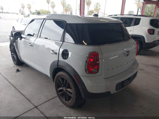 2013 MINI COUNTRYMAN WMWZB3C59DWM31754 Photo 2