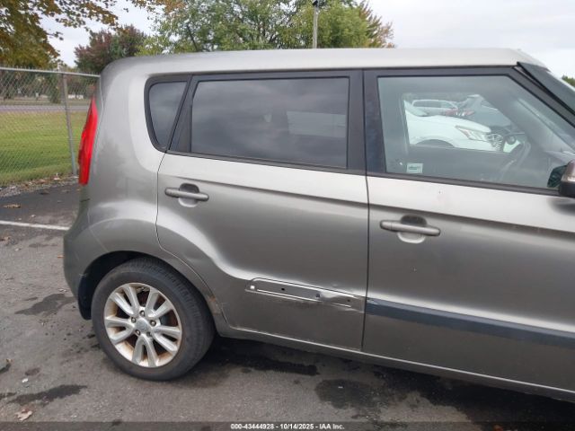 2012 KIA SOUL KNDJT2A60C7402106 Photo 5