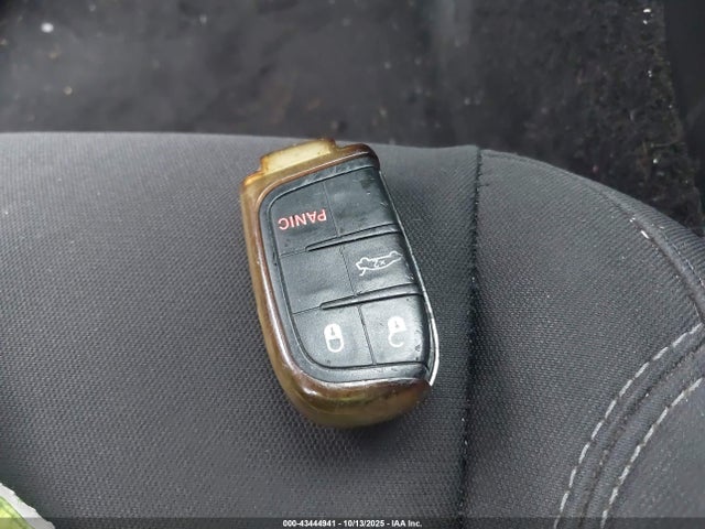 Dodge Challenger 2015 2C3CDZAG6FH767815 Image 11
