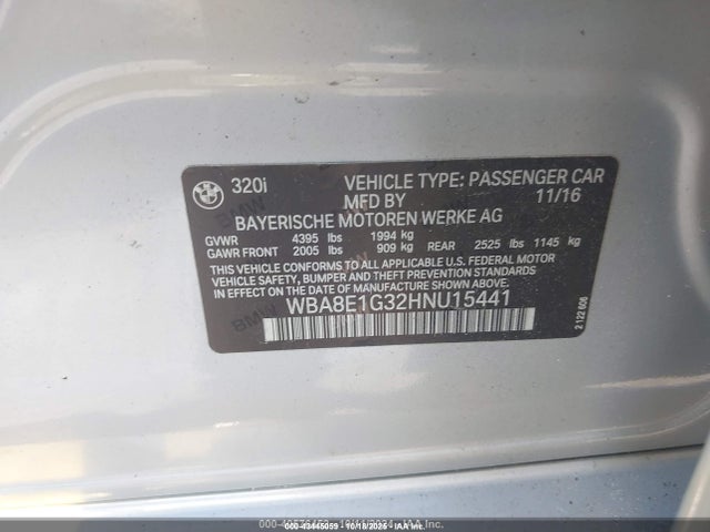 WBA8E1G32HNU15441 BMW 320i