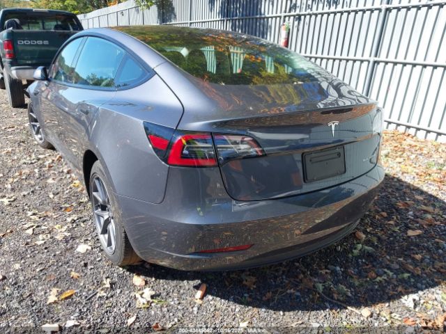 2022 TESLA MODEL 3 5YJ3E1EB3NF257158 Photo 2