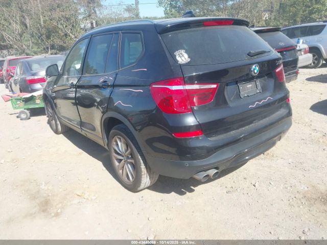 2017 BMW X3 5UXWX9C59H0T02673 Photo 2