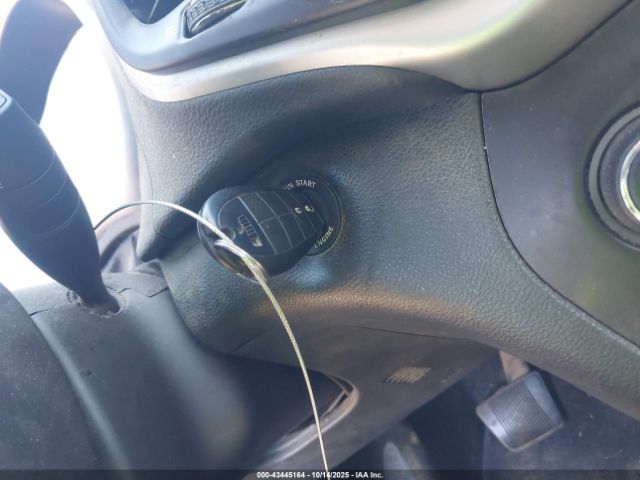 2015 JEEP CHEROKEE 1C4PJLCB3FW591439 Photo 10