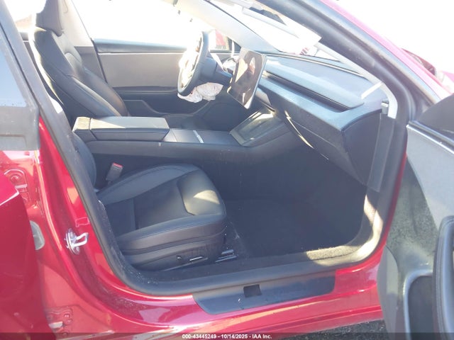 2025 TESLA MODEL 3 5YJ3E1EA4SF988006 Photo 4