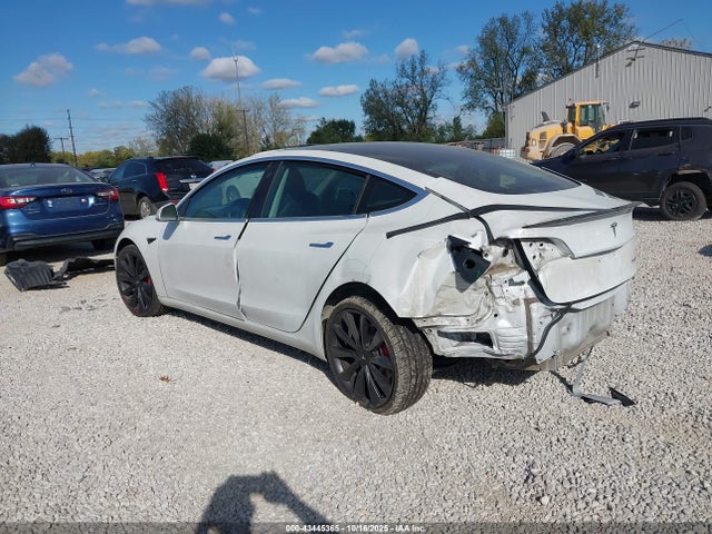 2020 TESLA MODEL 3 5YJ3E1EC7LF623838 Photo 2