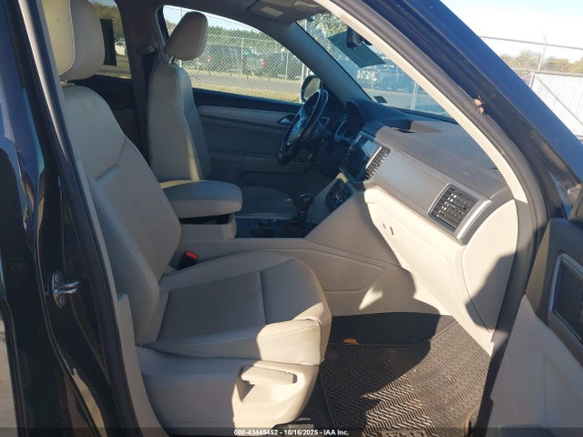 2018 Volkswagen Atlas 3.6l V6 Se მანქანა იყიდება აუქციონზე, vin: 1V2KR2CA6JC507028, აუქციონის ნომერი: 43445452