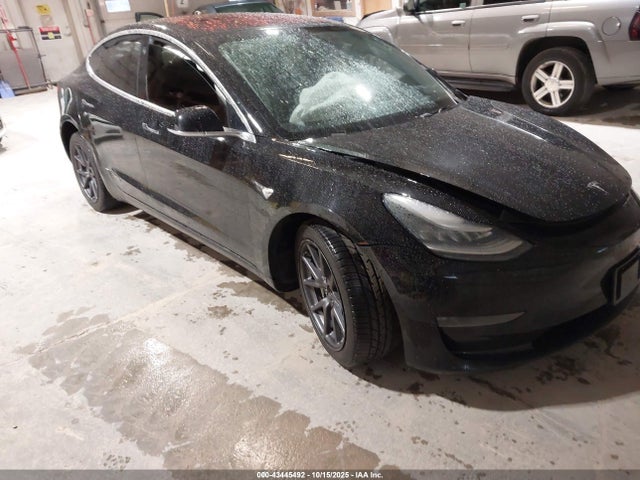 2018 TESLA MODEL 3 5YJ3E1EA7JF123271 Photo 0