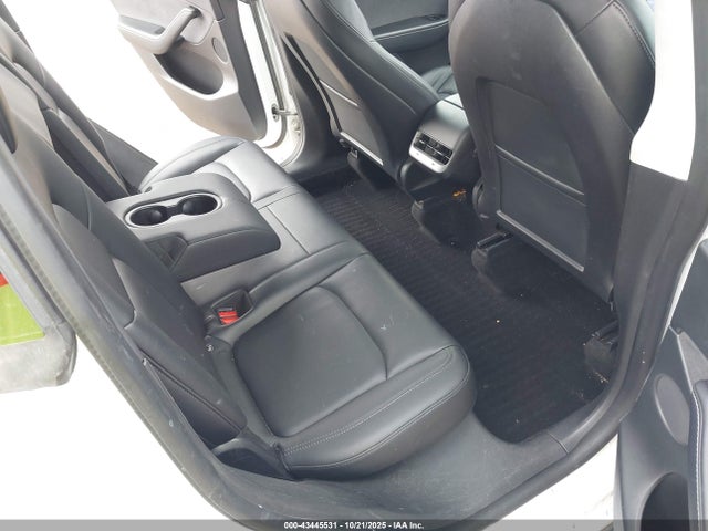 2021 TESLA MODEL Y 5YJYGDEE1MF086369 Photo 7