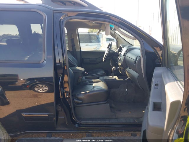 2010 NISSAN XTERRA 5N1AN0NW6AC517172 Photo 4