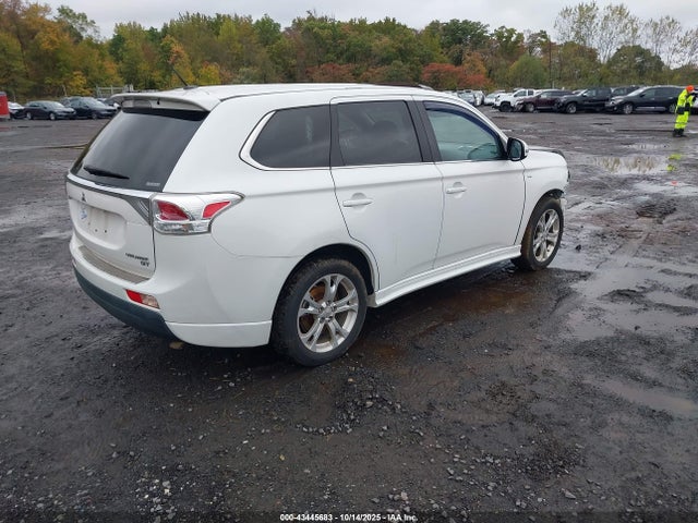 2014 MITSUBISHI OUTLANDER JA4JZ4AX6EZ000966 Photo 3