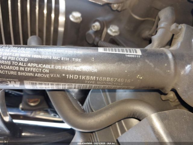 2011 HARLEY-DAVIDSON FLHX 1HD1KBM16BB674916 Photo 9