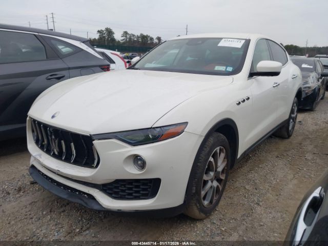 2018 MASERATI LEVANTE ZN661XUA9JX292077 Photo 1