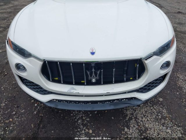 2018 MASERATI LEVANTE ZN661XUA9JX292077 Photo 5