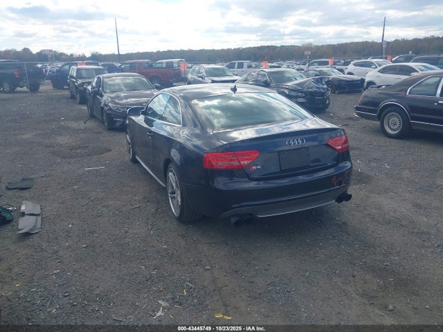 2012 AUDI S5 WAUVVAFR1CA036942 Photo 2