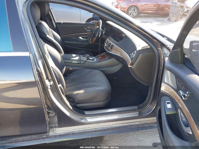 WDDUG8CB1EA023125 Mercedes-Benz S 550