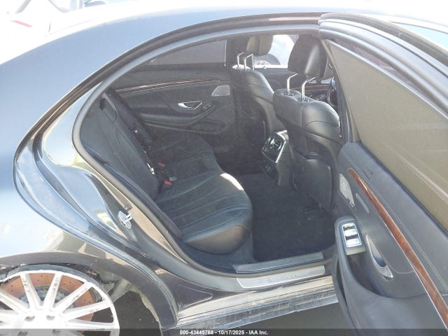 WDDUG8CB1EA023125 Mercedes-Benz S 550