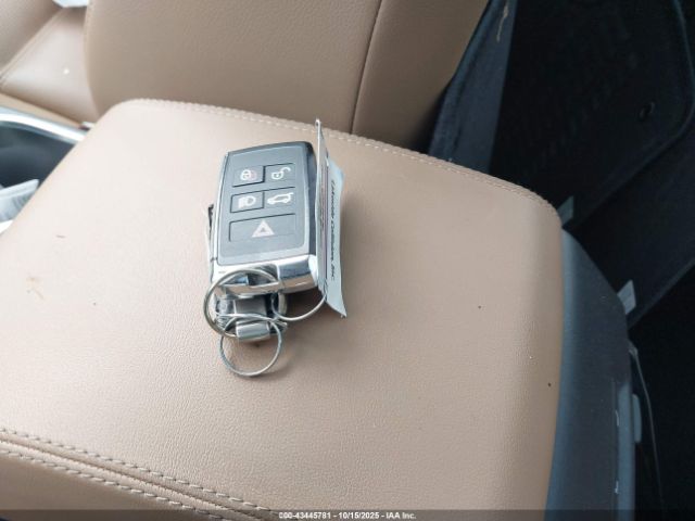 2021 JAGUAR E-PACE SADFP2FX9M1020984 Photo 10