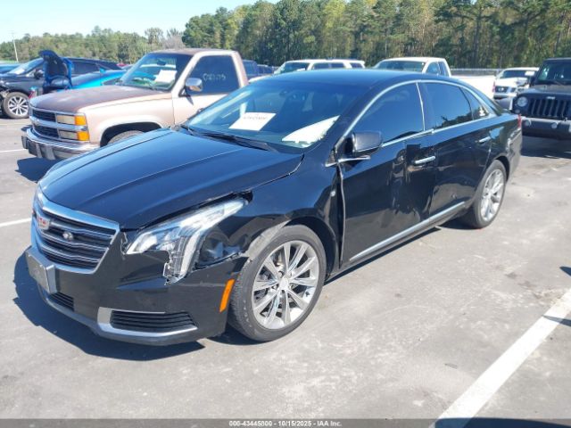 2018 CADILLAC XTS 2G61L5S35J9176925 Photo 1