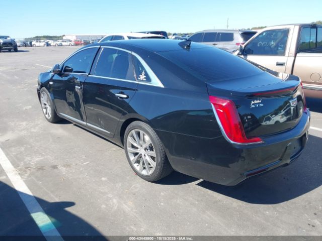 2018 CADILLAC XTS 2G61L5S35J9176925 Photo 2