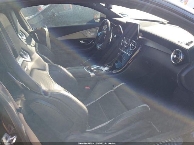 2017 MERCEDES-BENZ AMG C 63 WDDWJ8HB7HF475025 Photo 4