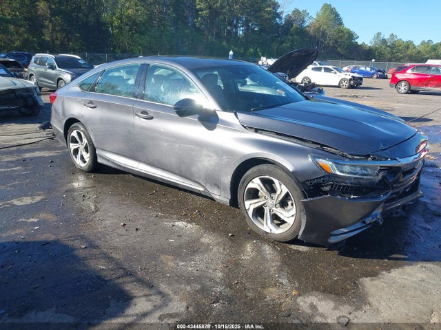 Honda Accord 2018 1HGCV2F54JA042617 Image 13