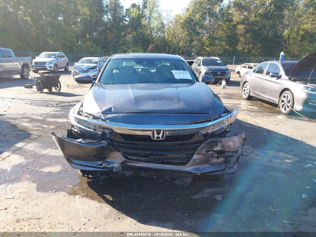 Honda Accord 2018 1HGCV2F54JA042617 Image 25