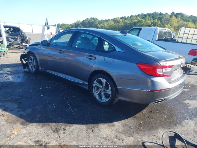 Honda Accord 2018 1HGCV2F54JA042617 Image 15