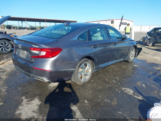 Honda Accord 2018 1HGCV2F54JA042617 Image 16