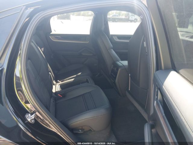 2025 PORSCHE CAYENNE COUPE WP1BL2AY9SDA39504 Photo 7