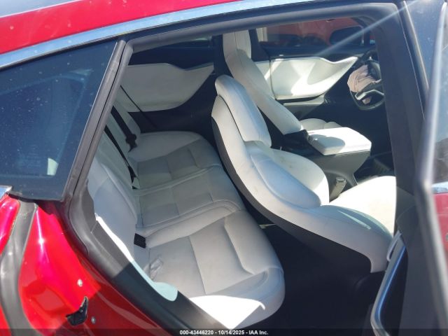 2018 TESLA MODEL S 5YJSA1E2XJF243839 Photo 7