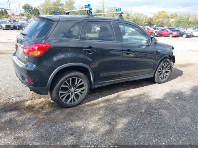 2018 MITSUBISHI OUTLANDER SPORT JA4AR3AW8JZ012399 Photo 3