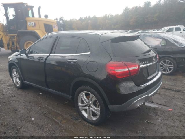 2020 MERCEDES-BENZ GLA 250 WDCTG4EB2LU021787 Photo 2