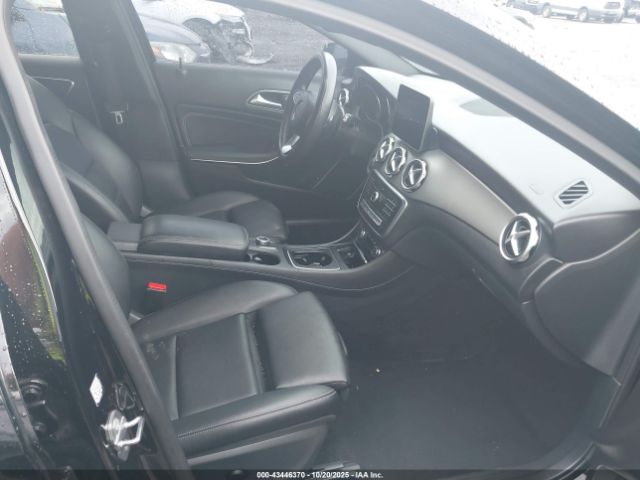 2020 MERCEDES-BENZ GLA 250 WDCTG4EB2LU021787 Photo 4