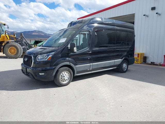 1FBAX9XG6PKA22417 Ford Transit-350 Passenger Van Xlt