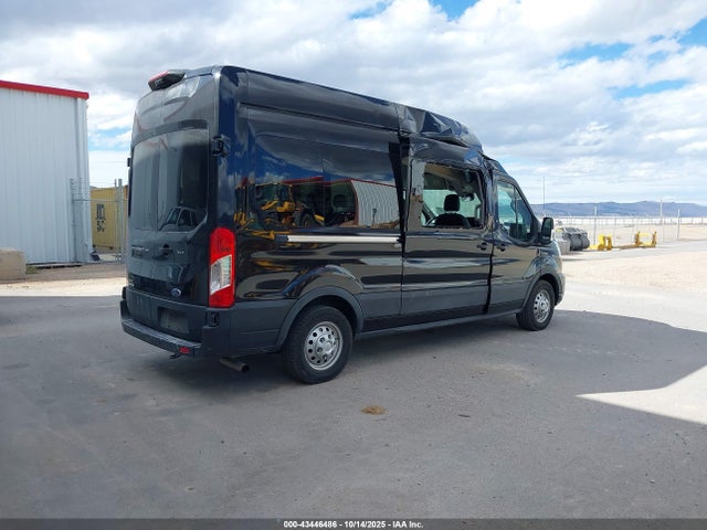 1FBAX9XG6PKA22417 Ford Transit-350 Passenger Van Xlt