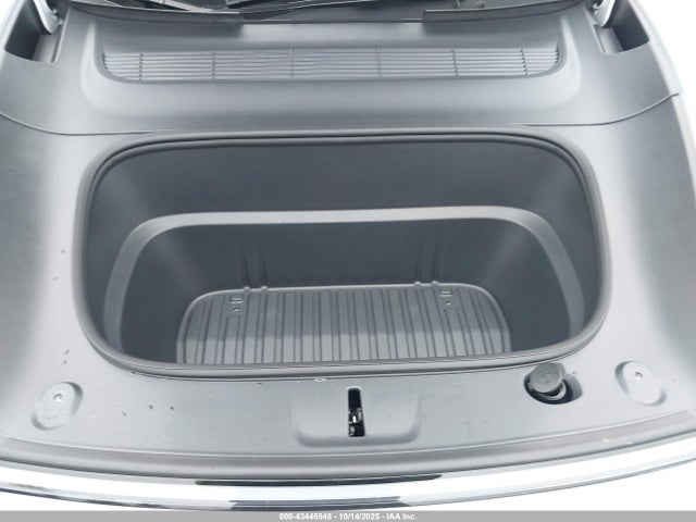2026 TESLA MODEL Y 7SAYGDEEXTA475719 Photo 9